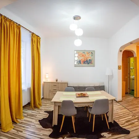 Central Charming Апартаменты