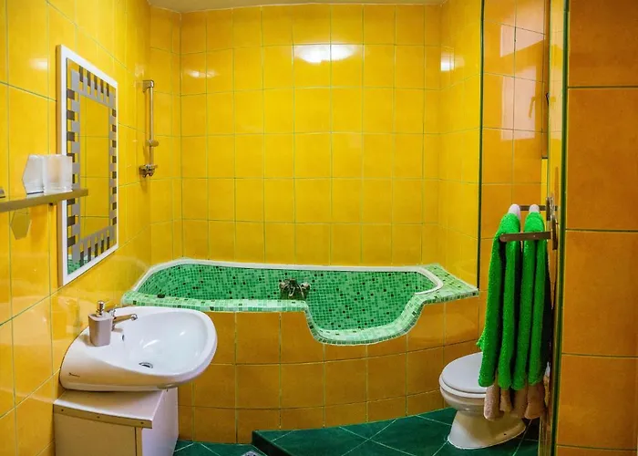 Central Charming Apartment *